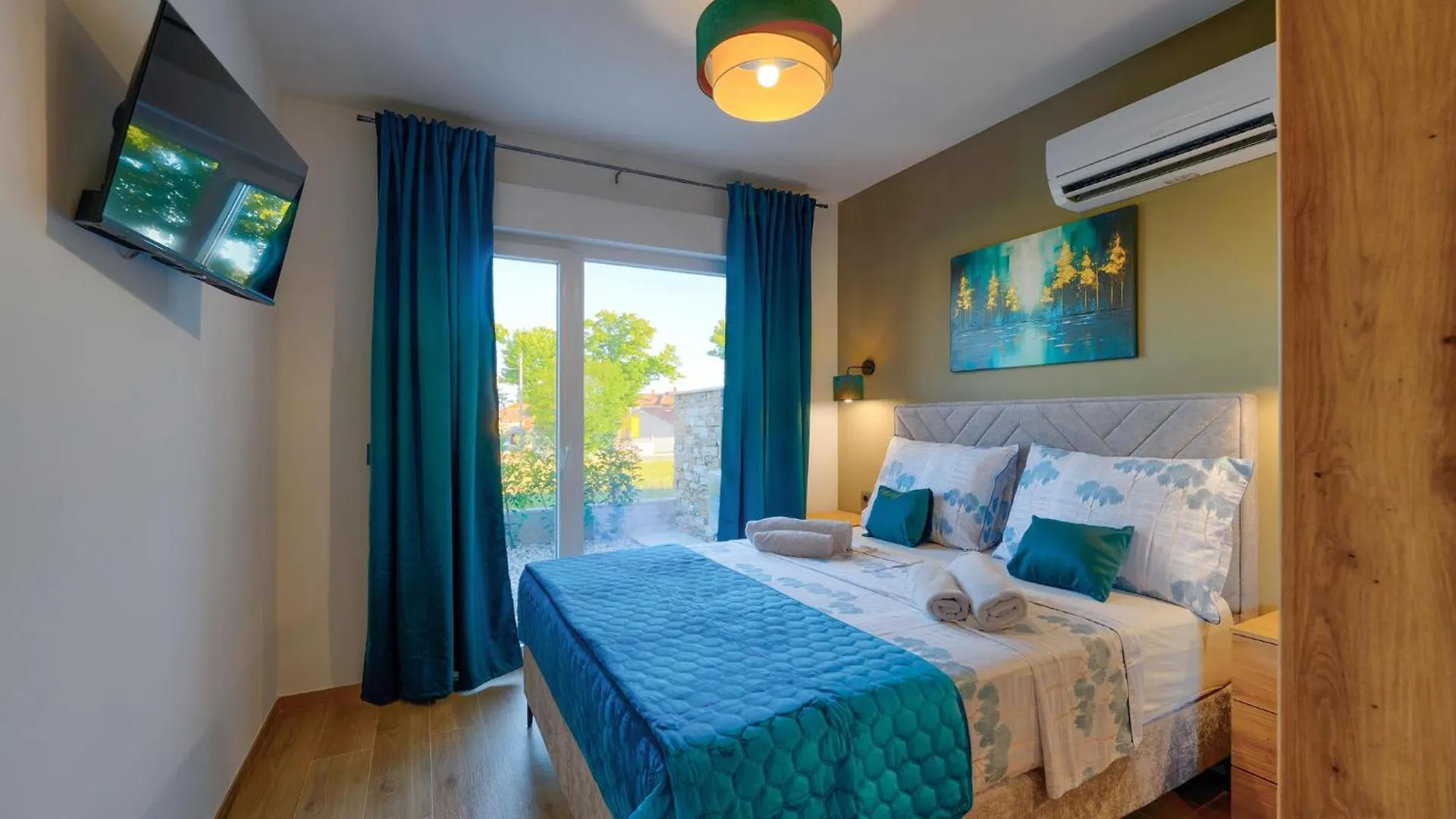 Lovely Home In Marcana With Sauna 0*,
