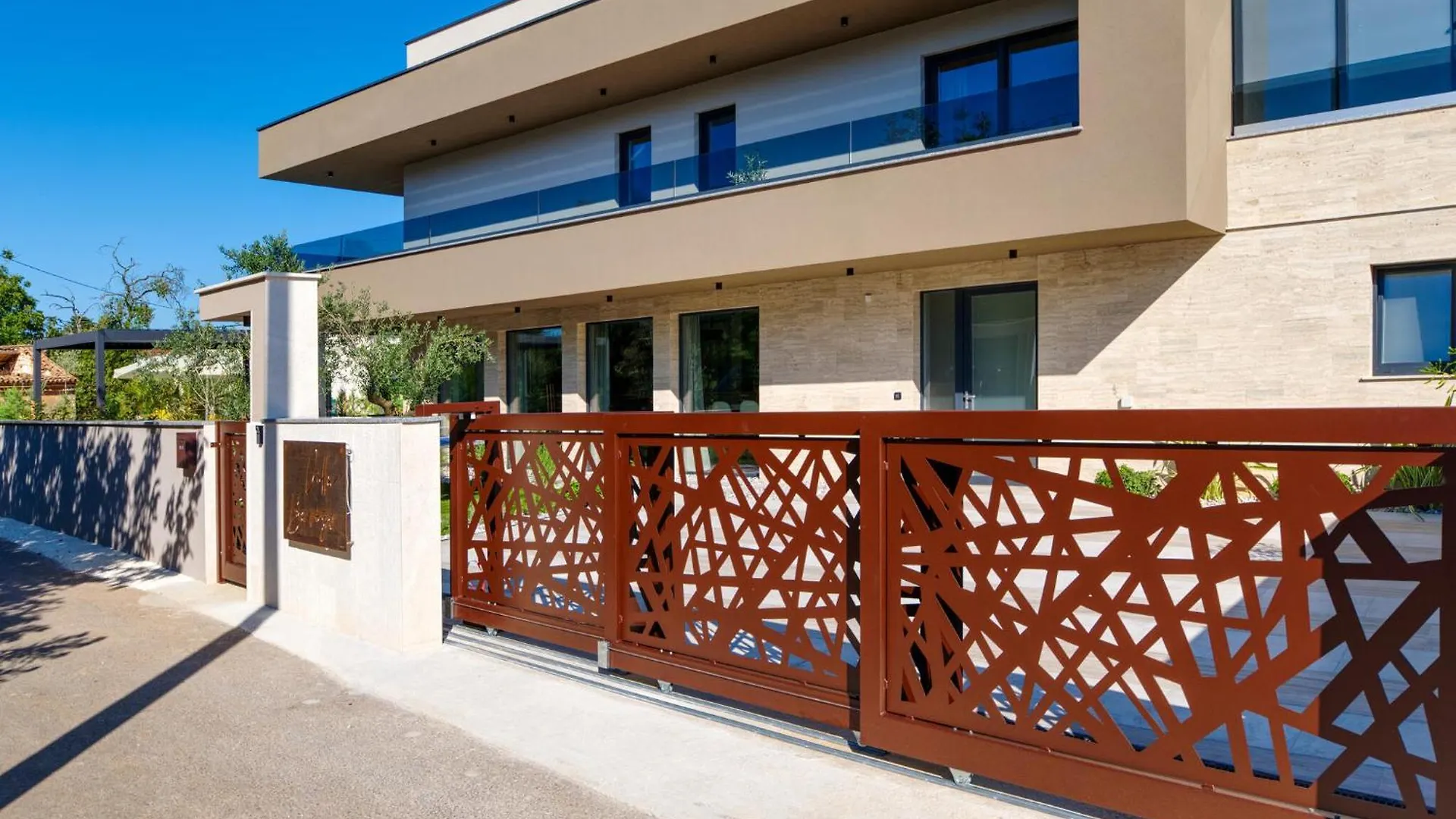 Lovely Home In Marcana With Sauna 0*,