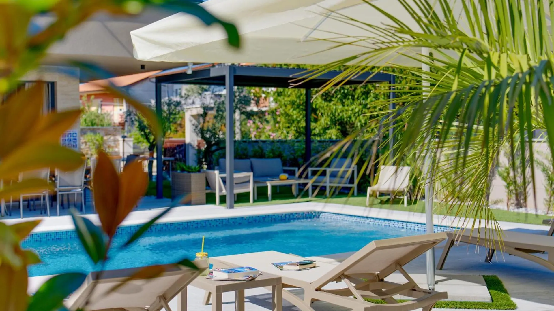 Lovely Home In Marcana With Sauna Tatil Evi